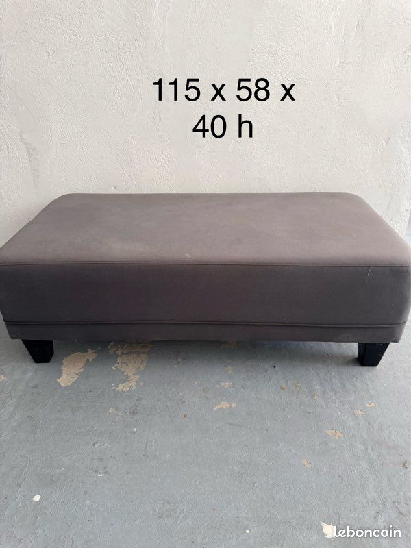 Banc ou bout de lit gris (image 1)