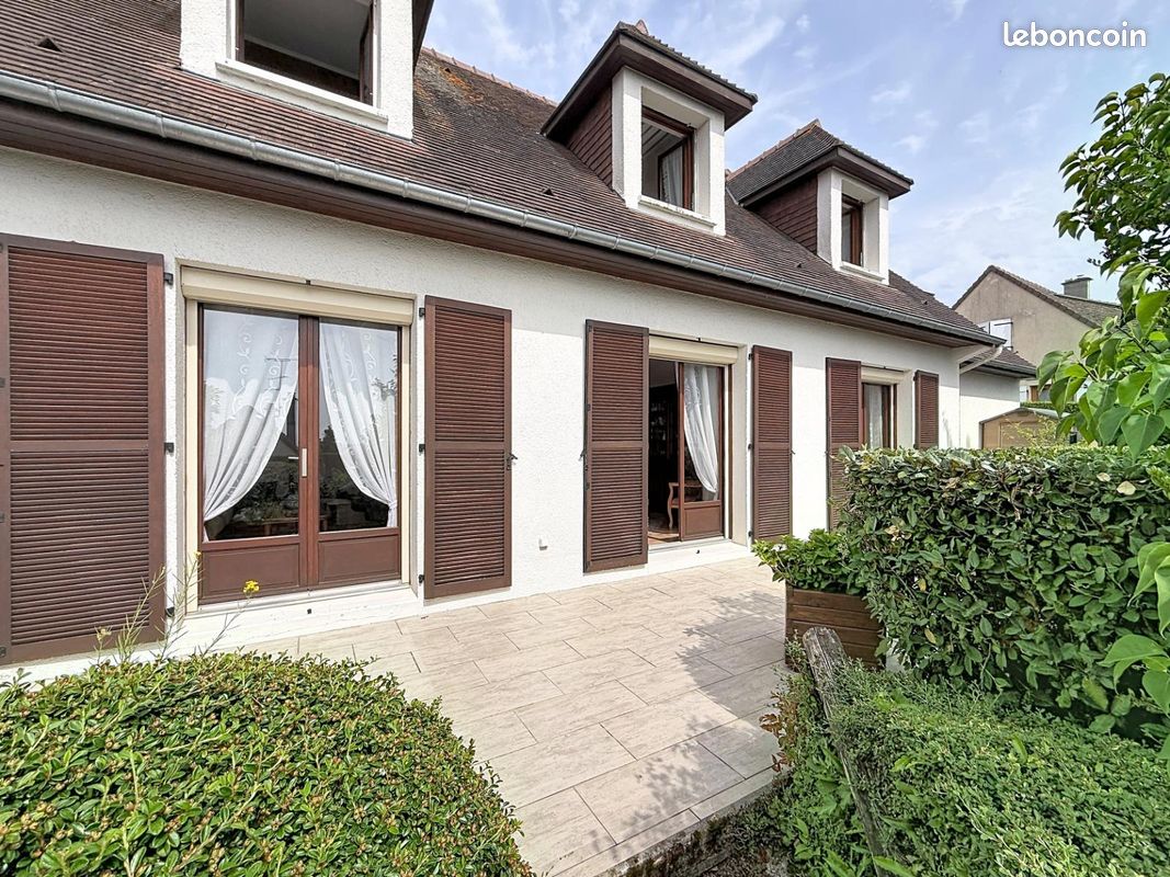 Maison 7 pièces 141 m² · à Bretteville-sur-Odon · 141 m² · 329 175 €