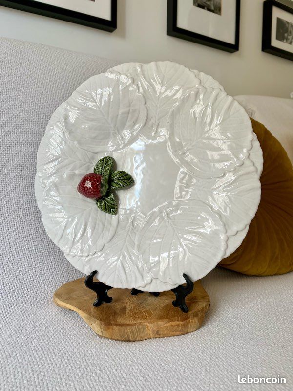 Superbe plat en cĂ©ramique blanc avec fraise đ (image 20)