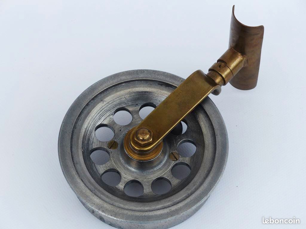 Moulinet De Pêche Ancien Et Rare Hendryx - Modèle 'pilier Surélevé 60' - Collector Vintage