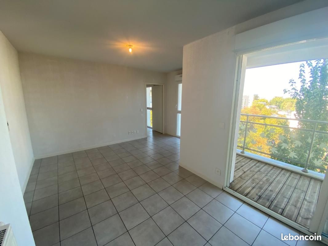 Appartement 2 pièces 43 m² · à Lormont · 43 m² · 631 €/mois