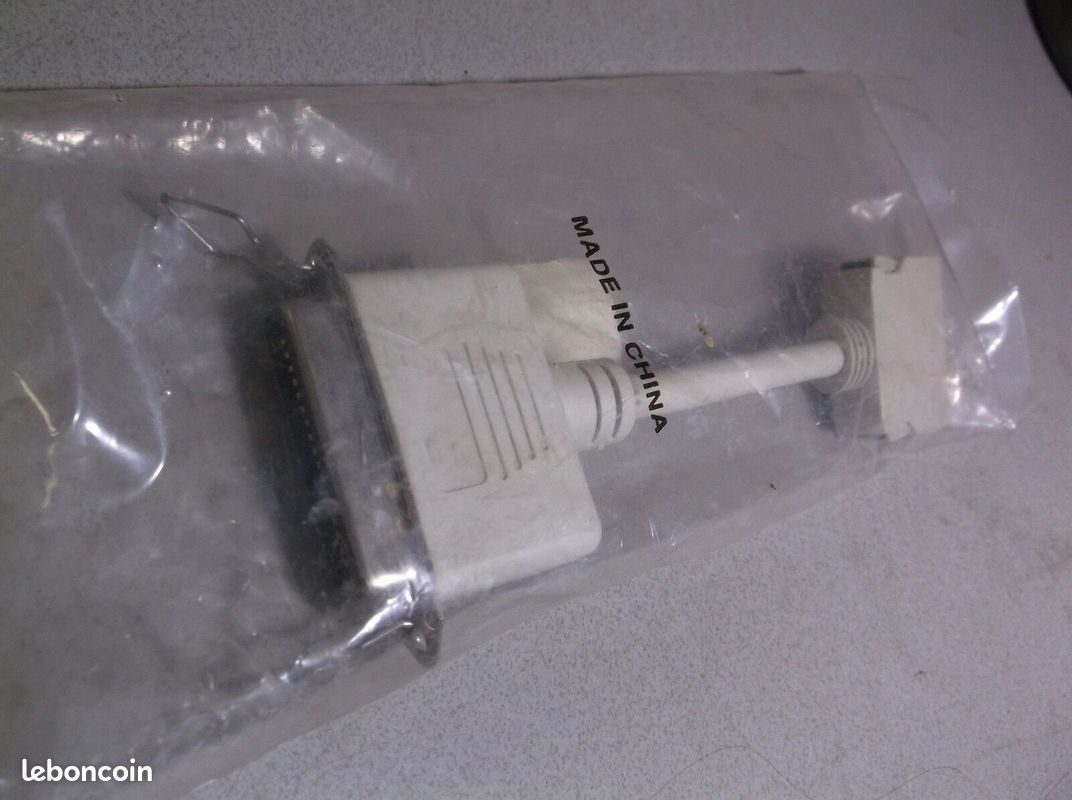 Adaptateur Parallèle Centronics neuf / scellé 36 broches (image 1)