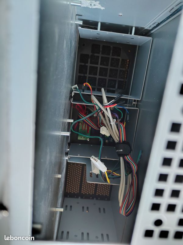 Boitier rack 3U 19" + pièces détachées (image 3)