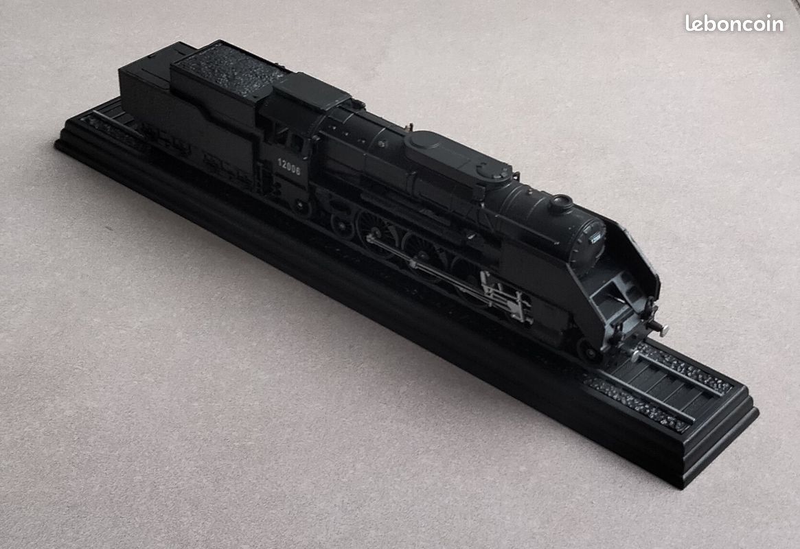 Locomotive de collection "Série 214 OBB" échelle Ho (image 5)