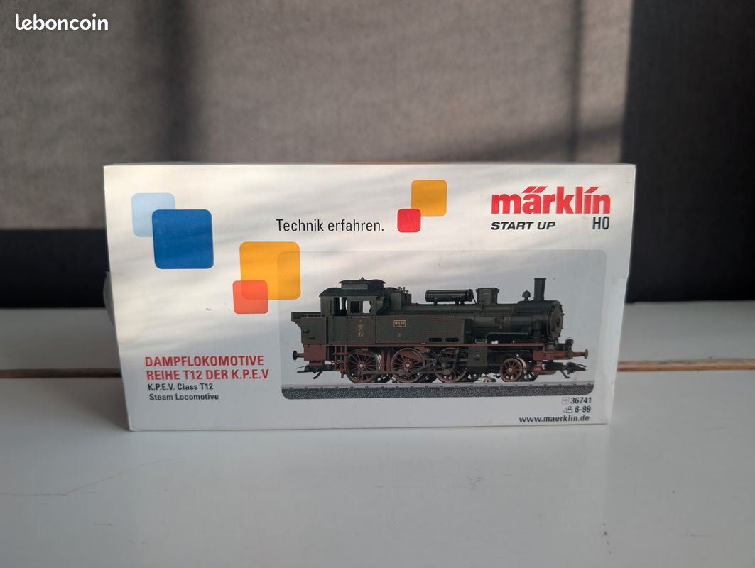 Locomotive Vapeur Märklin Réf 8104 T12 KPEV - Avec Wagons Et Boîte - Occasion