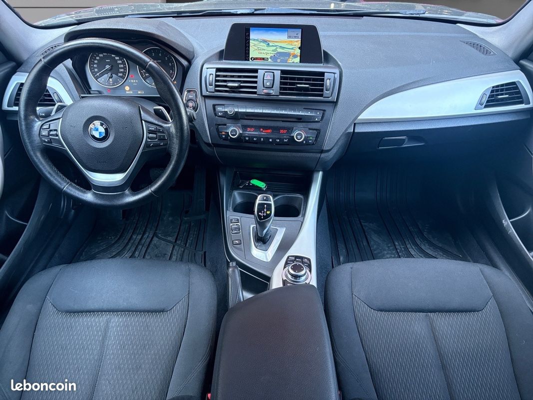 BMW SERIE 1 F20 125i 218 ch bva8 Lounge Plus Radars avants arrières entretien complet BMW Garantie 12 mois (image 2)