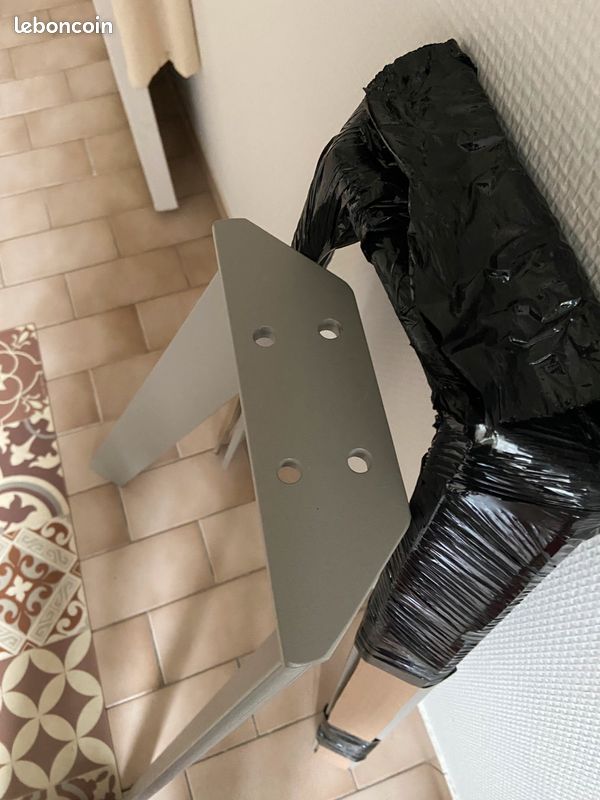 Pieds de table en métal (image 3)
