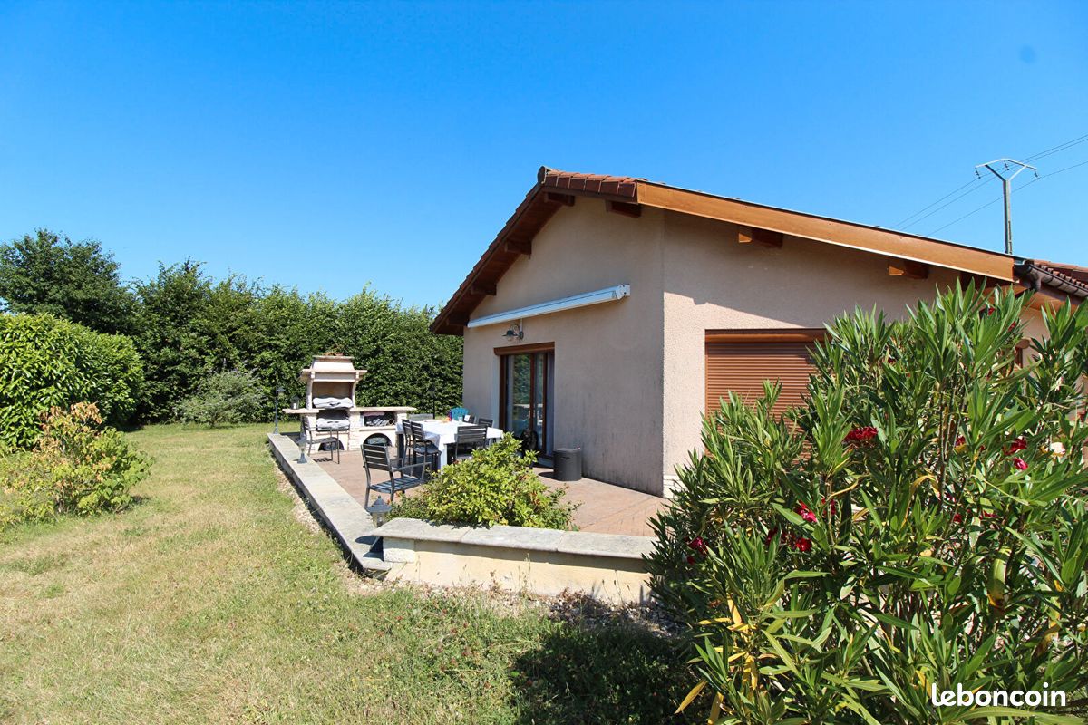 Maison 5 pièces 109 m² · à Saint-Amour · 109 m² · 225 000 €