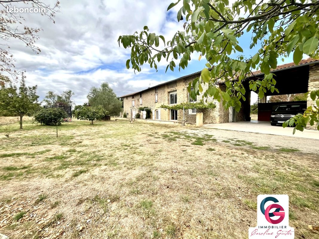 Maison 9 pièces 224 m² · à Pamiers · 224 m² · 370 000 €