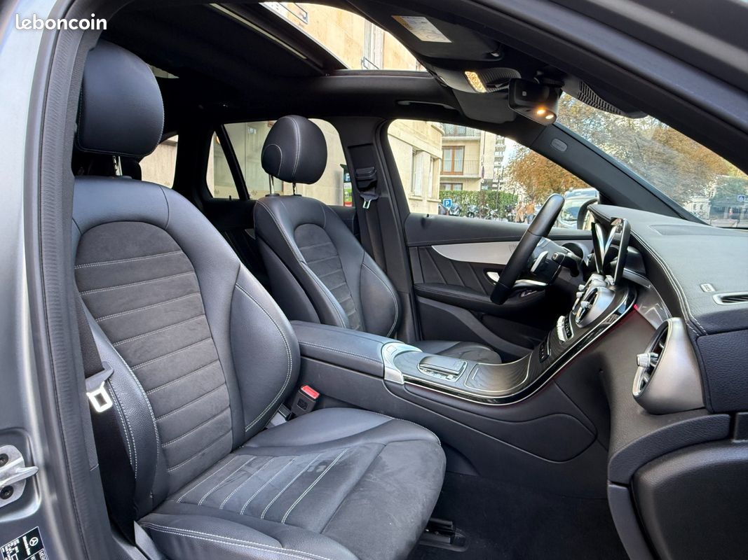 MERCEDES GLC 300 e 9G-Tronic 4Matic AMG Line 320 ch HYBRID TOIT OUVRANT entretien 100% Mercedes garantie Mercedes (image 10)