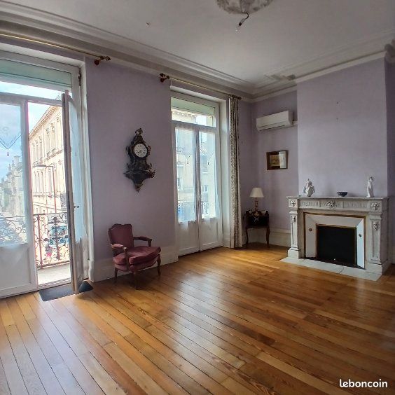 Appartement 5 pièces 117 m² · à Bordeaux · 117 m² · 389 000 €