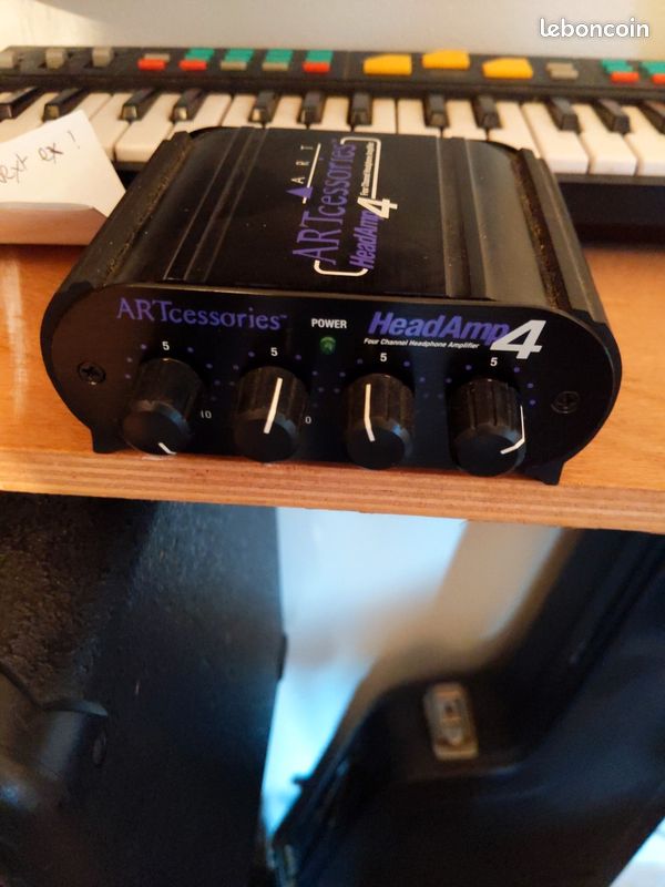 Headamp 4 (image 1)