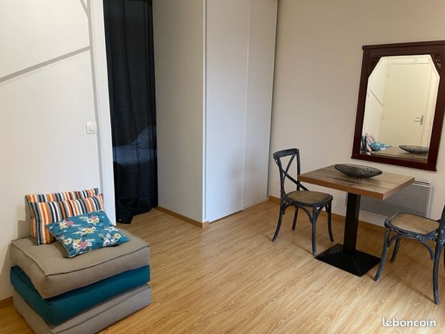 Appartement 1 pièce 27 m² · à Tassin-la-Demi-Lune · 27 m² · 658 €