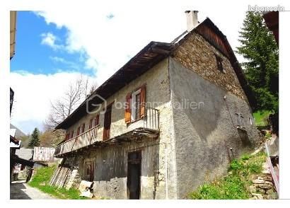 Maison 6 pièces 360 m² · à Allos · 360 m² · 375 000 €