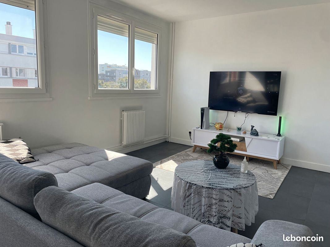 Appartement 3 pièces 75 m² · à Fleury-les-Aubrais · 75 m² · 124 100 €