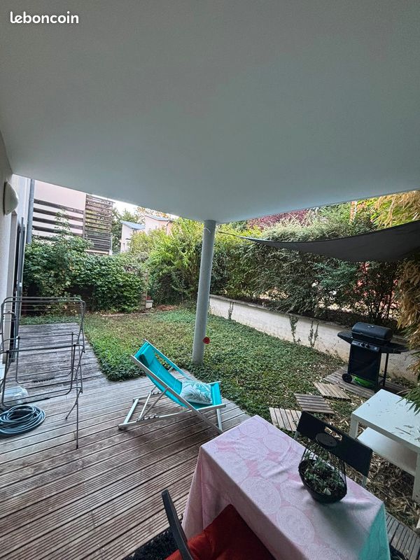 Appartement 3 pièces 62 m² · à Décines-Charpieu · 62,5 m² · 1 075 €