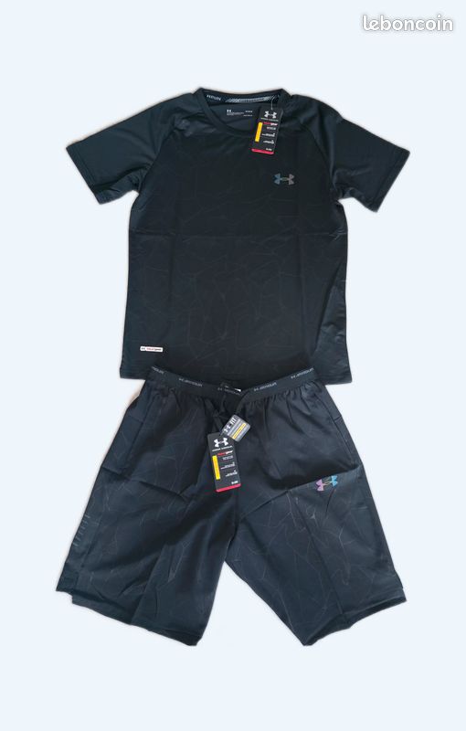 Ensemble T-shirt short Under Armour Vêtements