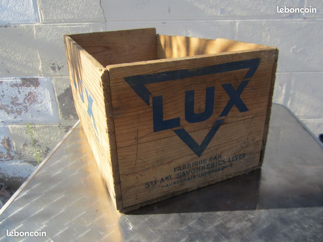Caisse en bois savon Lux vintage années 50 déco loft (image 2)