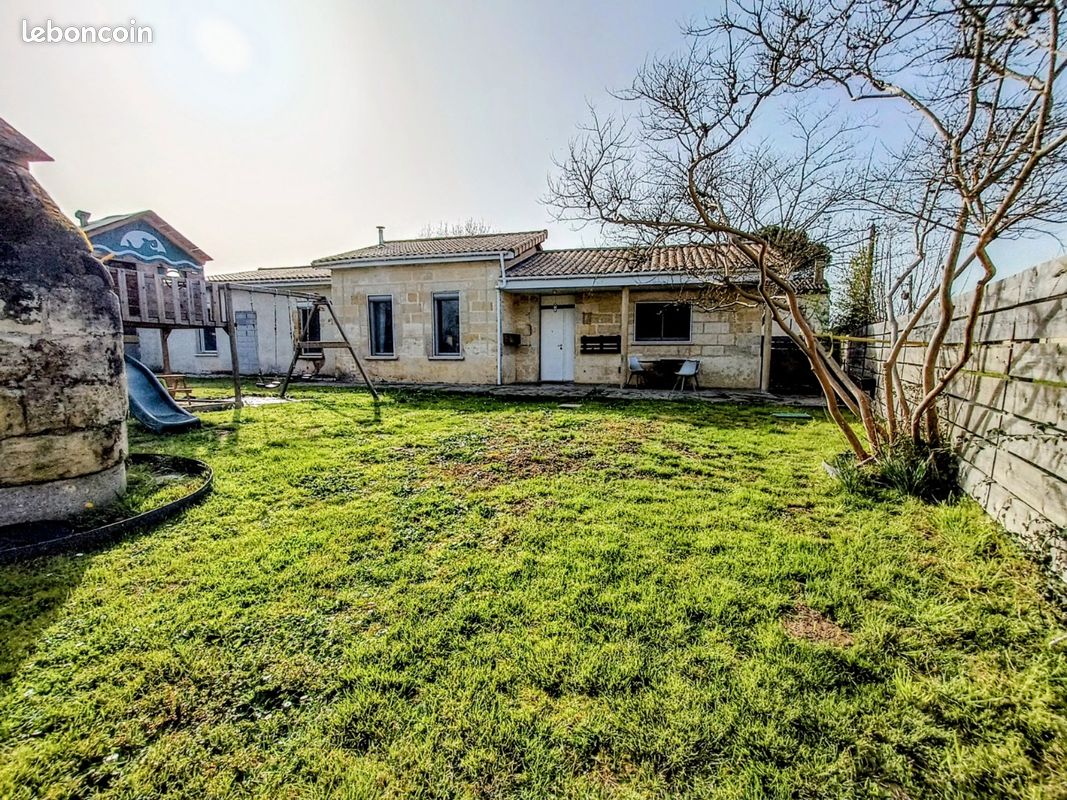 Maison 5 pièces 130 m² · à Porchères · 130 m² · 165 000 €