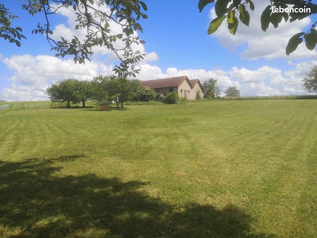 Terrain 28 ares · à Beaumotte-lès-Pin · 25 000 €