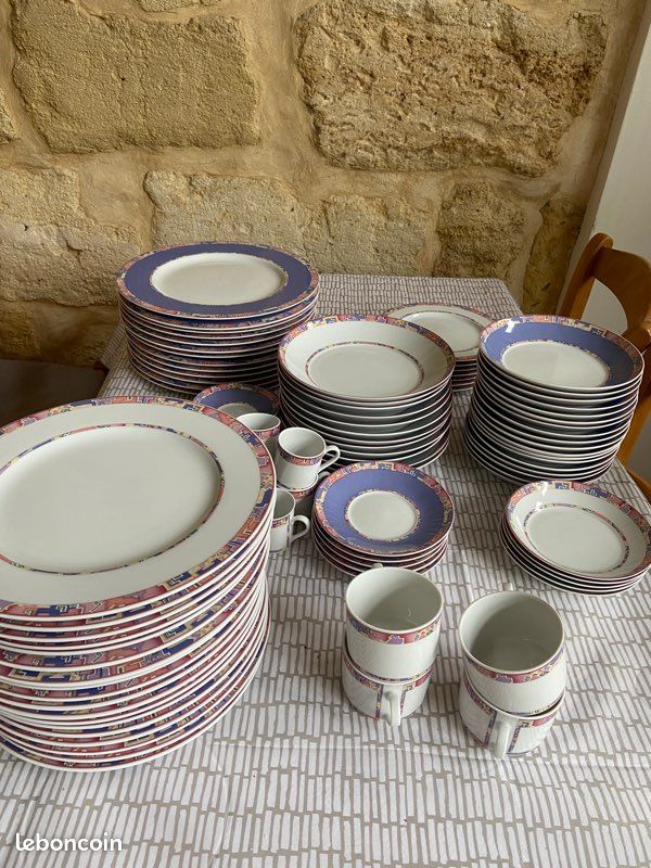 Service de table en porcelaine (image 1)
