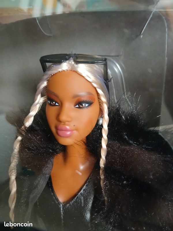 BARBIE Signature Looks AA corps articulé NRFB