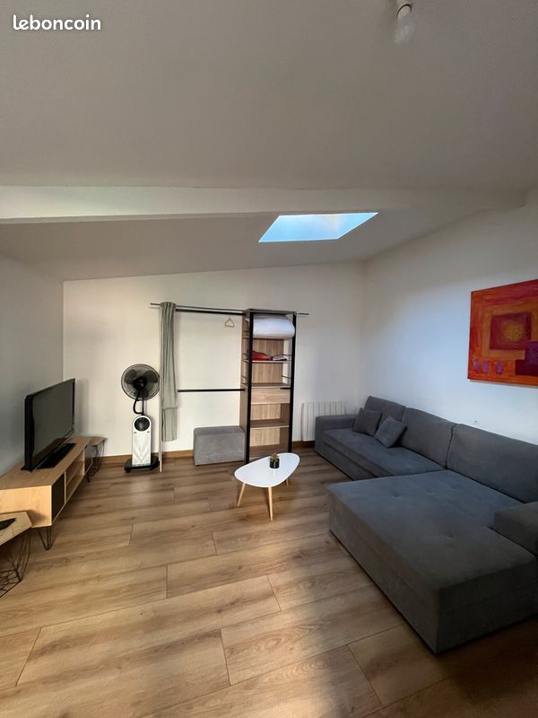 Appartement 1 pièce 27 m² · à Orléans · 27 m² · 600 €