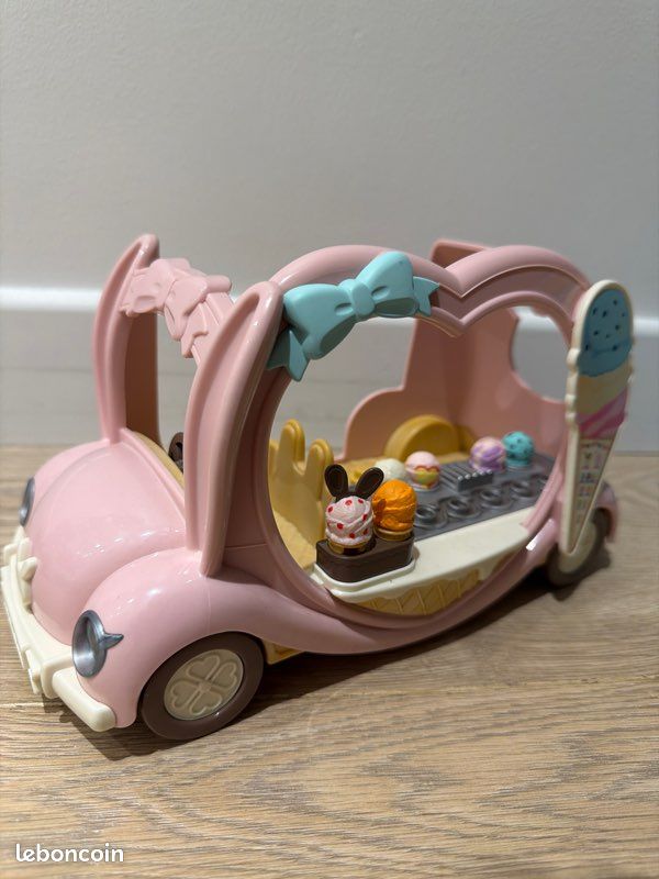 Le marchand de glace ambulant - Sylvanian Families - 5651 - Jeux - Jouets Le marchand de glace ambulant - Sylvanian Families - 5651 - Jeux - Jouets