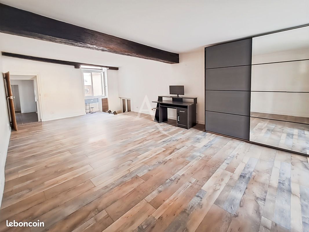 Appartement 1 pièce 47 m² · à Arpajon · 47 m² · 149 625 €