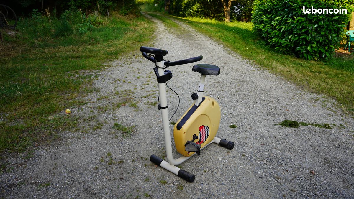 Le charme du vélo d'appartement rétro : un regard sur le passé