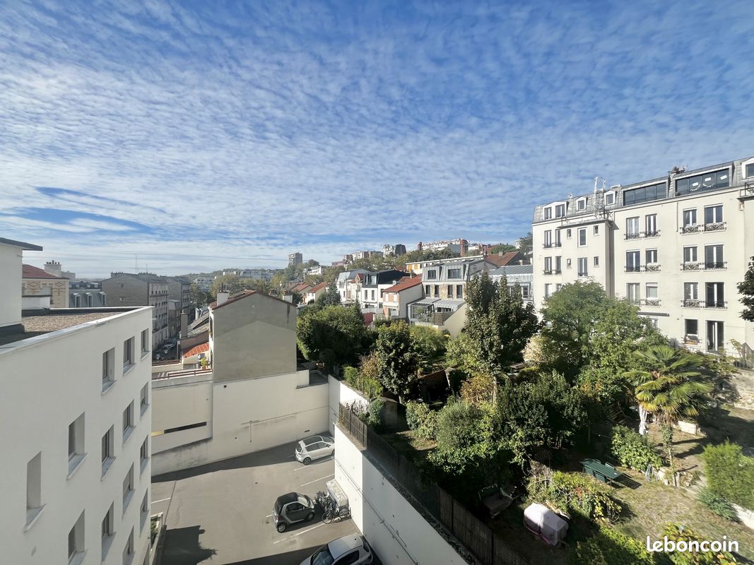Appartement 1 pièce 17 m² · à Puteaux · 17 m² · 750 €/mois