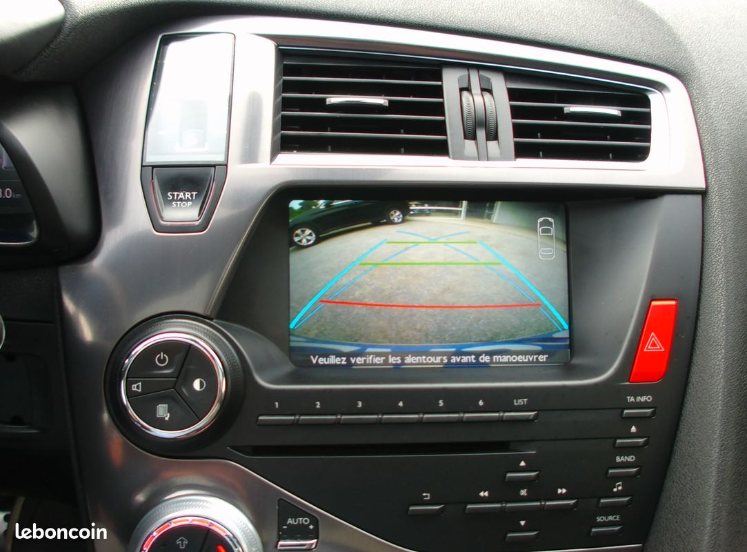 CITROEN DS5 HYBRID4 SPORT CHIC ETG6 200ch 4WD (image 8)