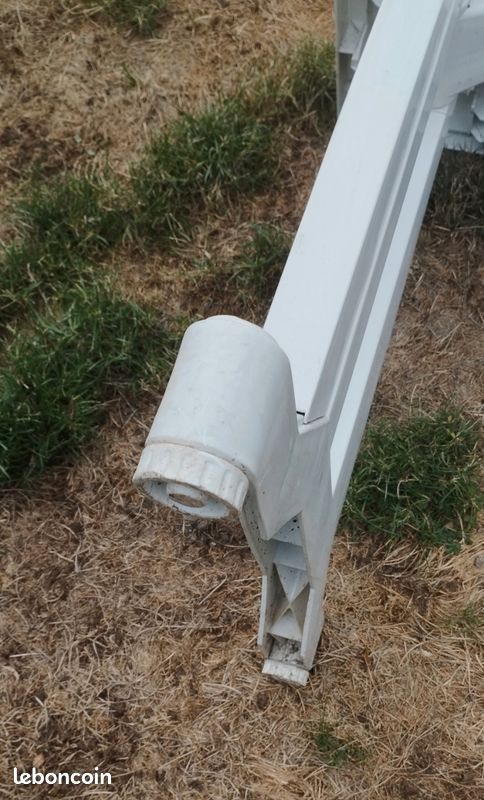 Table de jardin (image 6)