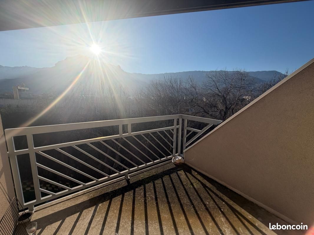 Appartement 2 pièces 47 m² · à Grenoble · 47 m² · 670 €/mois