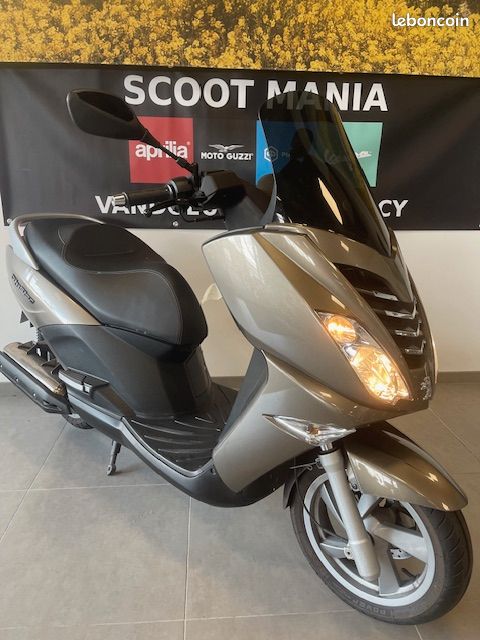 Peugeot citystar 125 ie 6688 km gtie an Motos