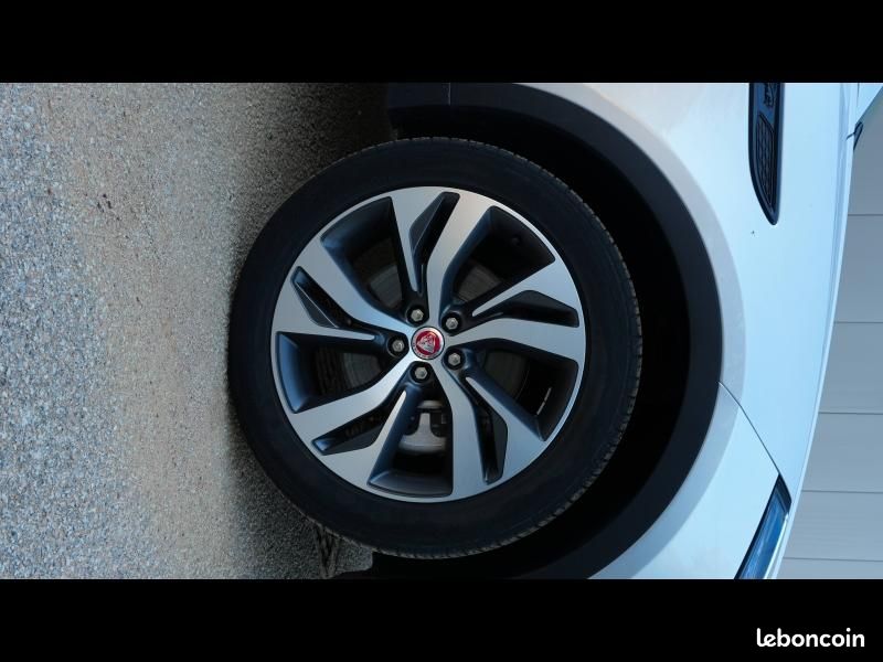 Jaguar E-Pace P200 FlexFuel MHEV 200ch R-Dynamic HSE (image 6)