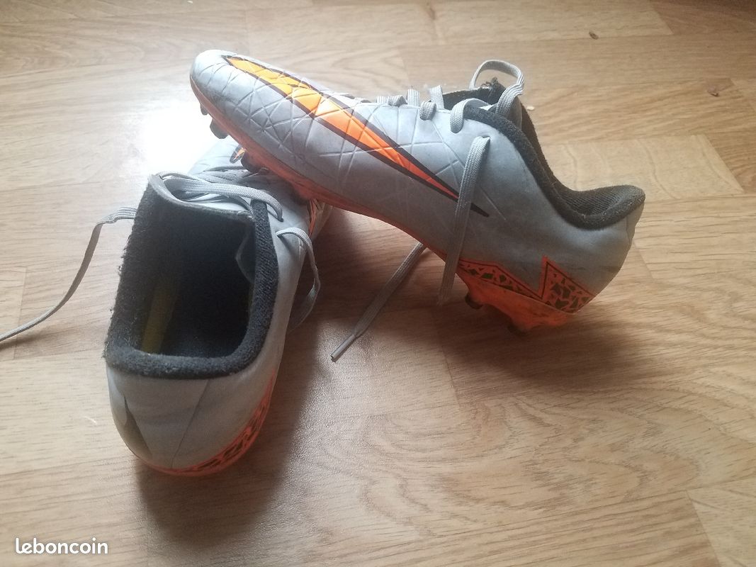 Crampons Nike Hyper Venom 36 (image 2)