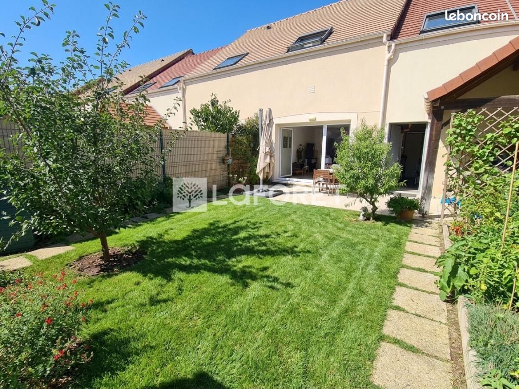 Maison 5 pièces 96 m² · à Saint-Ouen-l'Aumône · 96 m² · 299 000 €