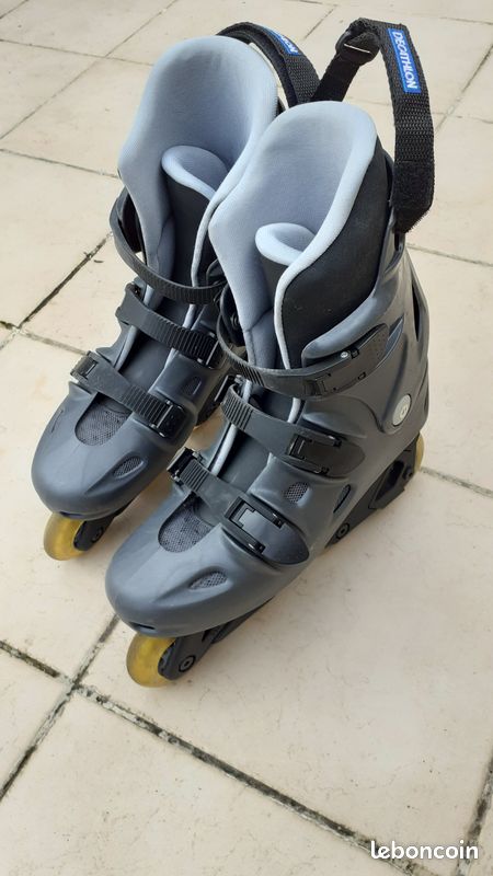 PAIRE DE ROLLERS EN LIGNE GRIS FONCE DECATHLON QUECHUA femme