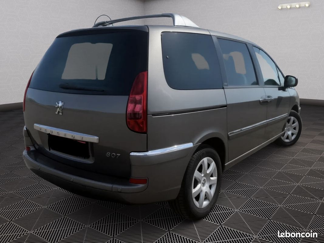 Peugeot 807 2.0 HDi 163ch Premium 8 Places Xenon Webasto (image 2)