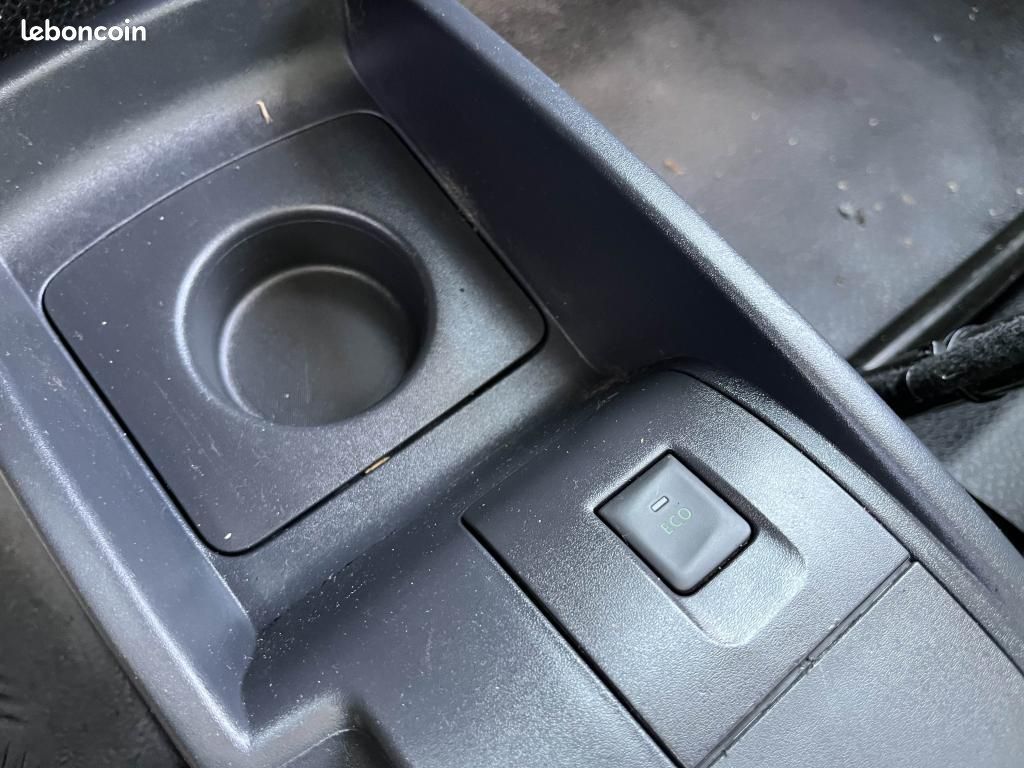 RENAULT KANGOO MAXI 1.5 DCi 95ch BVM6 vitré (image 20)