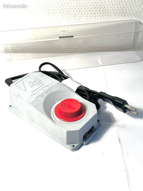 Transformateur type 50 2052 pour trains HO 1/87 trains LIMA (image 2)