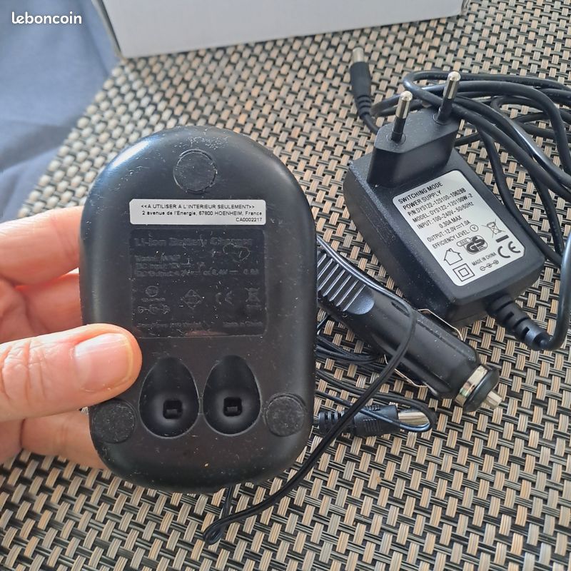 Chargeur nomade universel (image 6)