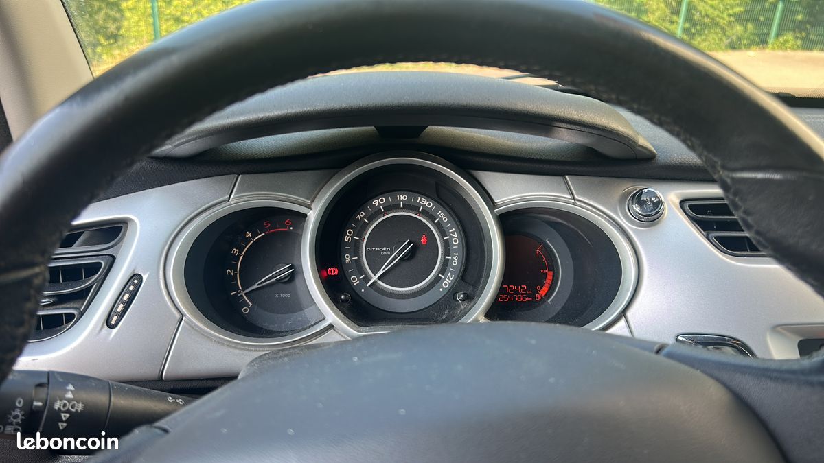 CITROEN C3 1.6 HDi 92 Collection (image 3)