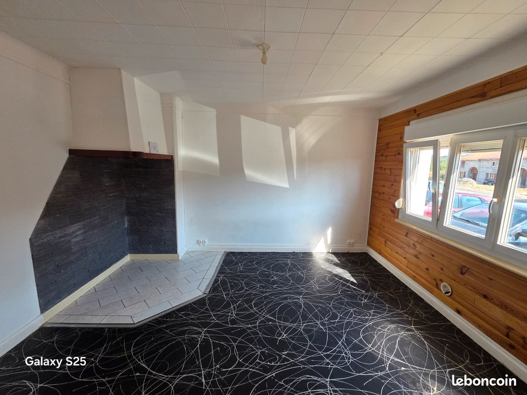 Appartement 3 pièces 90 m² · à Damas-aux-Bois · 90 m² · 520 €