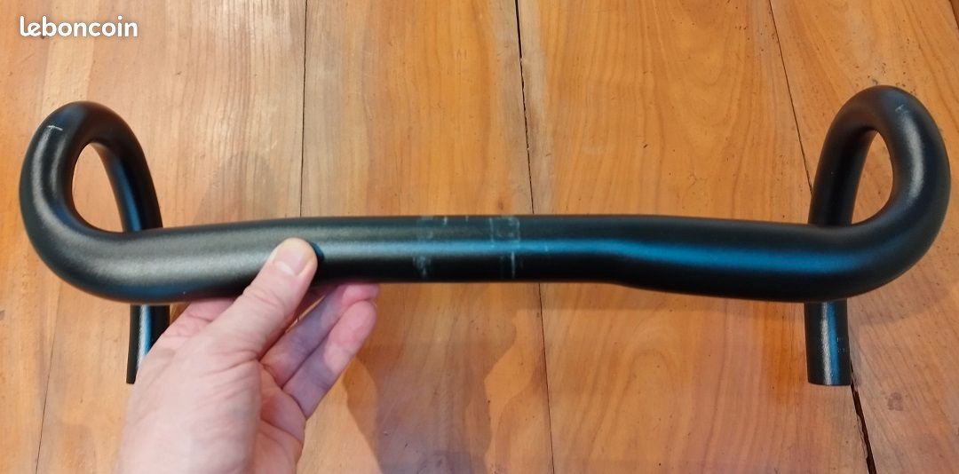 Cintre Van Rysel Ergo 42cm 130x82mm 31.8mm (image 3)
