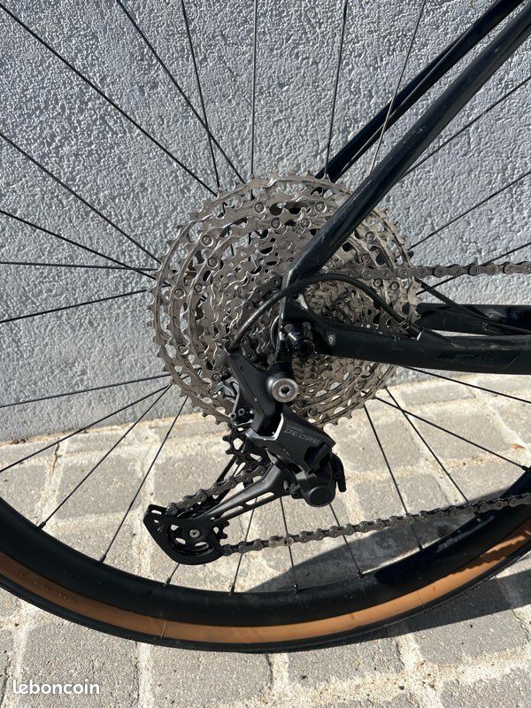 Giant FastRoad Advanced Carbone GRX Gravel – Taille ML – Excellent état (image 3)