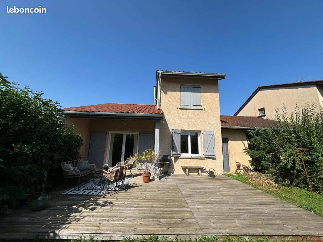 Maison 3 pièces 66 m² · à Val-Revermont · 66 m² · 975 €/mois
