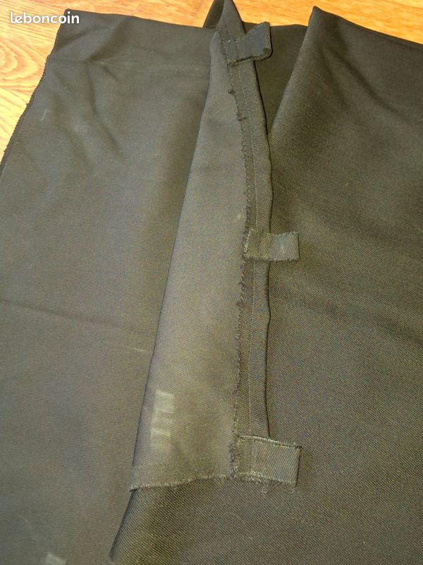 2 rideaux noir opaque (image 2)