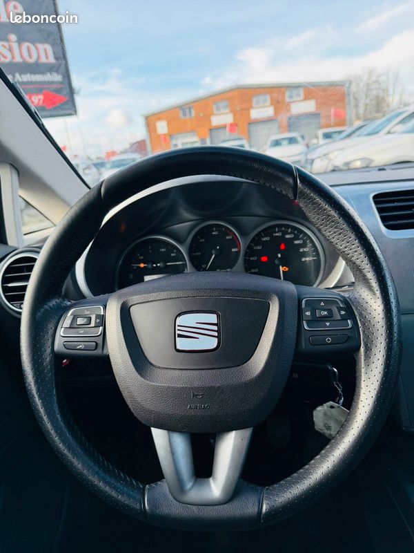 Seat leon 1.6 tdi 105cv ecomotive (image 8)